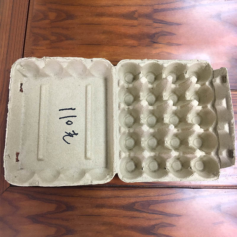 Covered egg tray